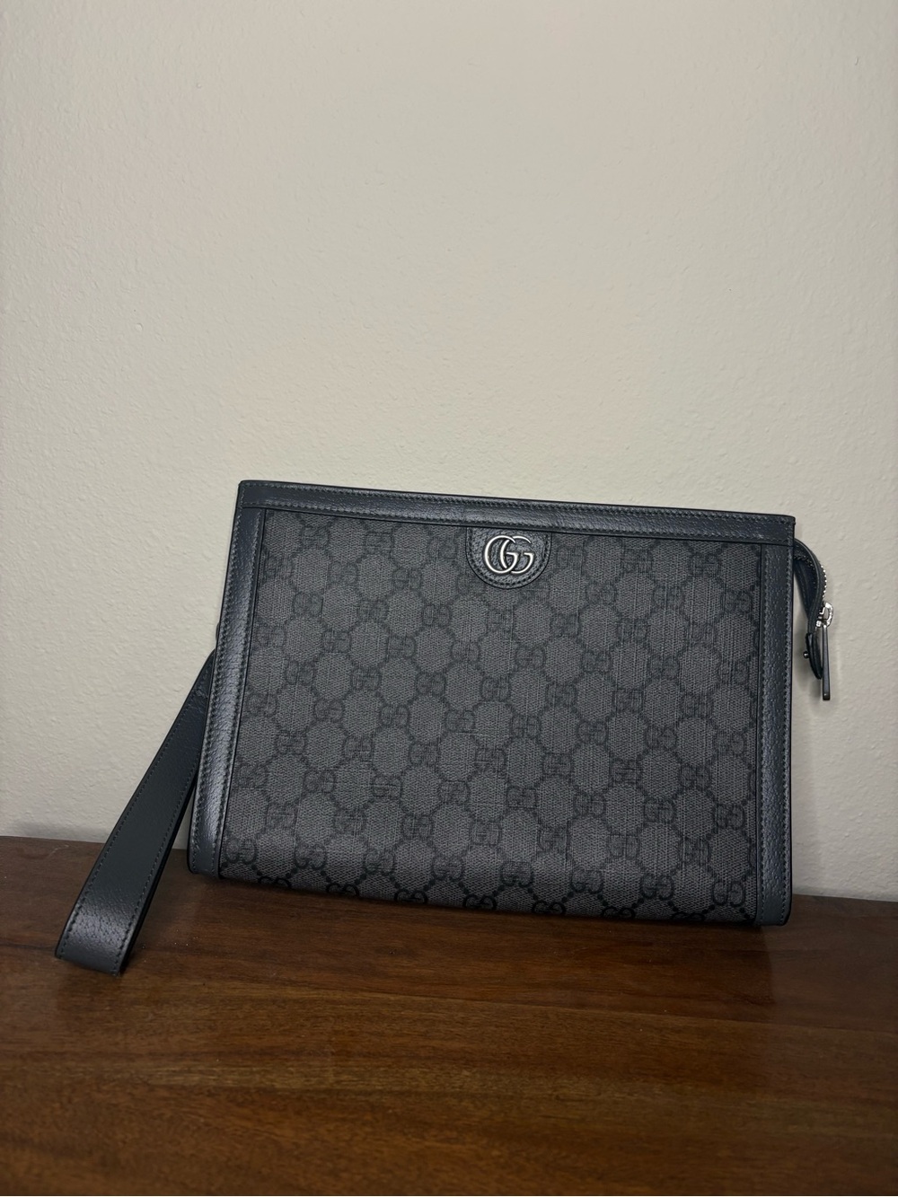 Gucci Ophidia Small Grey GG Supreme Canvas Wristlet Pouch - Picture 2 of 3